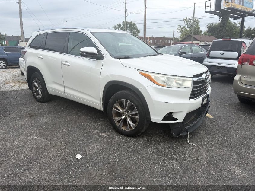 Photo of the 2014 TOYOTA HIGHLANDER XLE