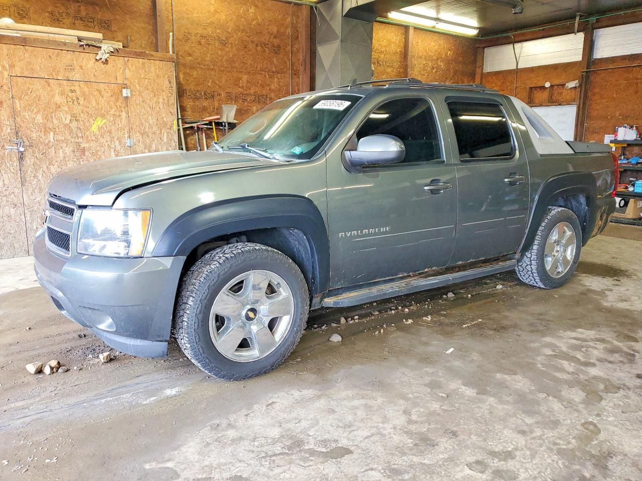 Photo of the 2011 CHEVROLET AVALANCHE LS