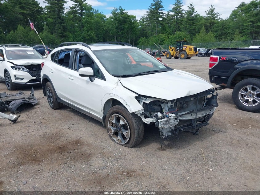 Photo of the 2020 SUBARU CROSSTREK PREMIUM