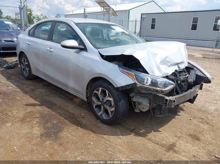 Photo of the 2021 KIA FORTE LXS