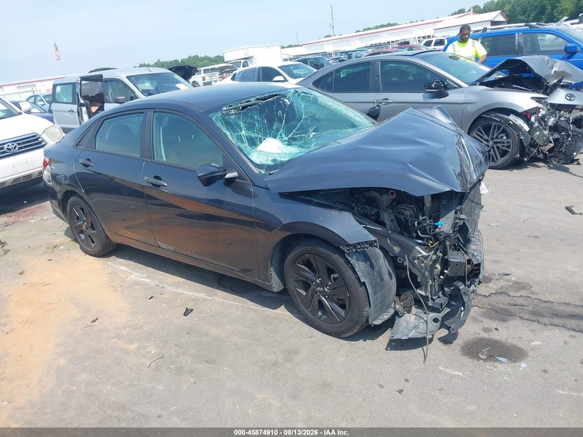 Photo of the 2021 HYUNDAI ELANTRA SEL