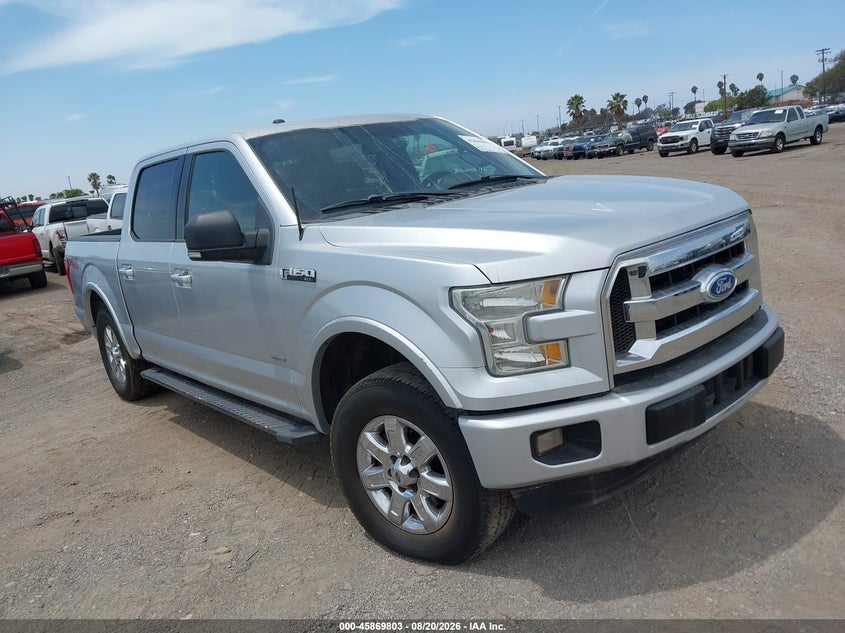 Photo of the 2015 FORD F-150 XLT