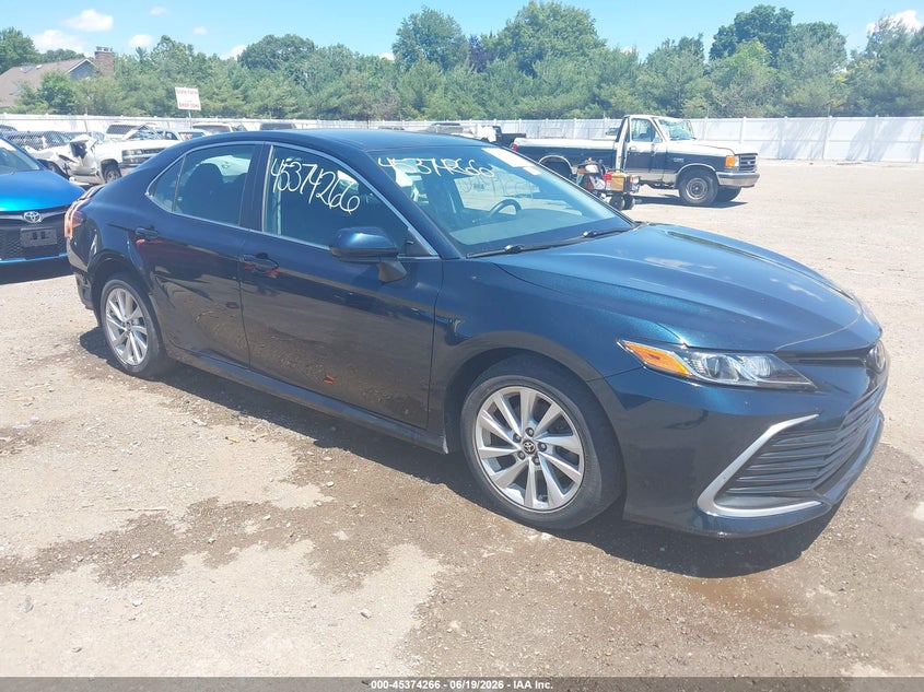 Photo of the 2021 TOYOTA CAMRY LE