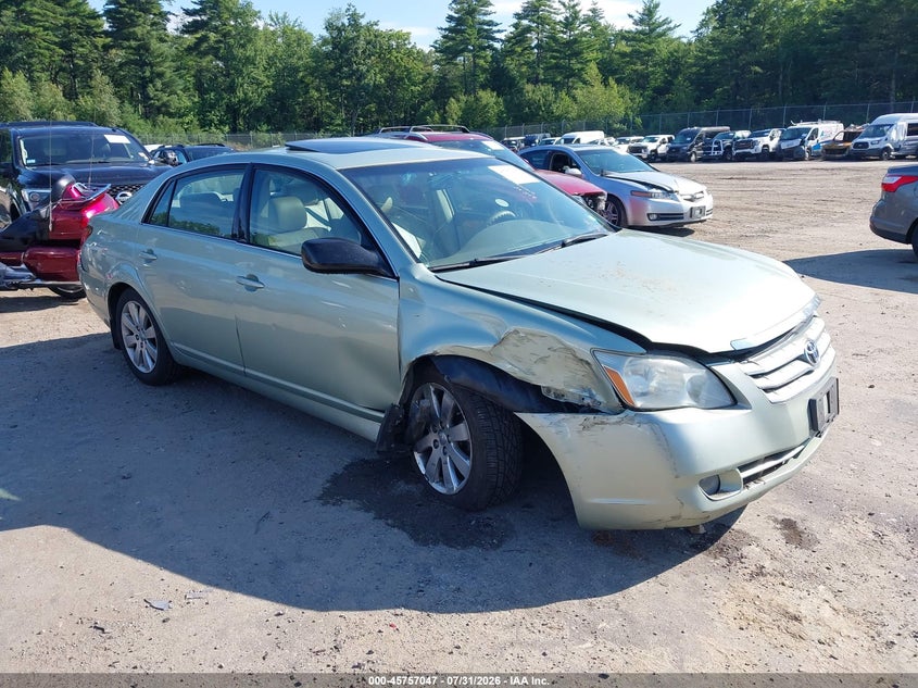 Photo of the 2005 TOYOTA AVALON XLS