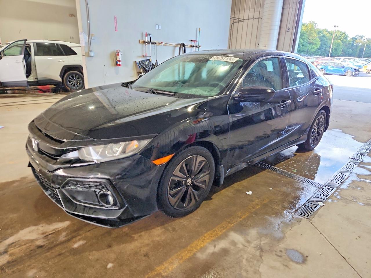 Photo of the 2019 HONDA CIVIC EX