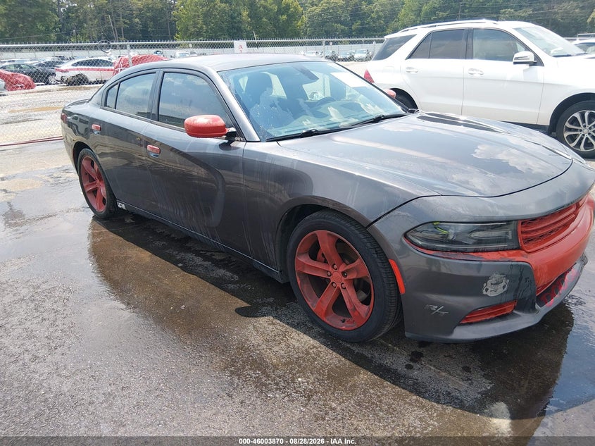 Photo of the 2017 DODGE CHARGER R/T RWD