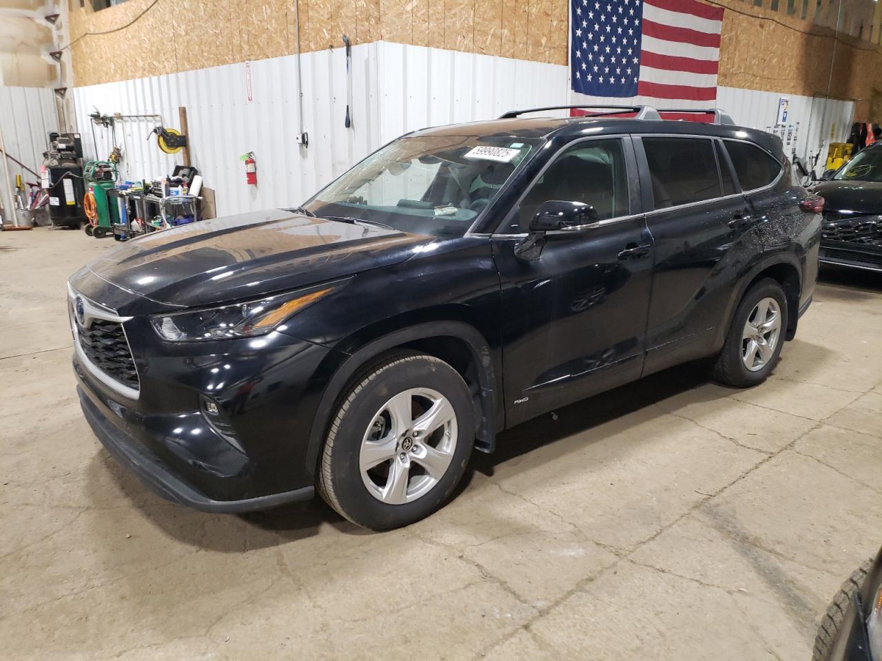 Photo of the 2024 TOYOTA HIGHLANDER HYBRID LE