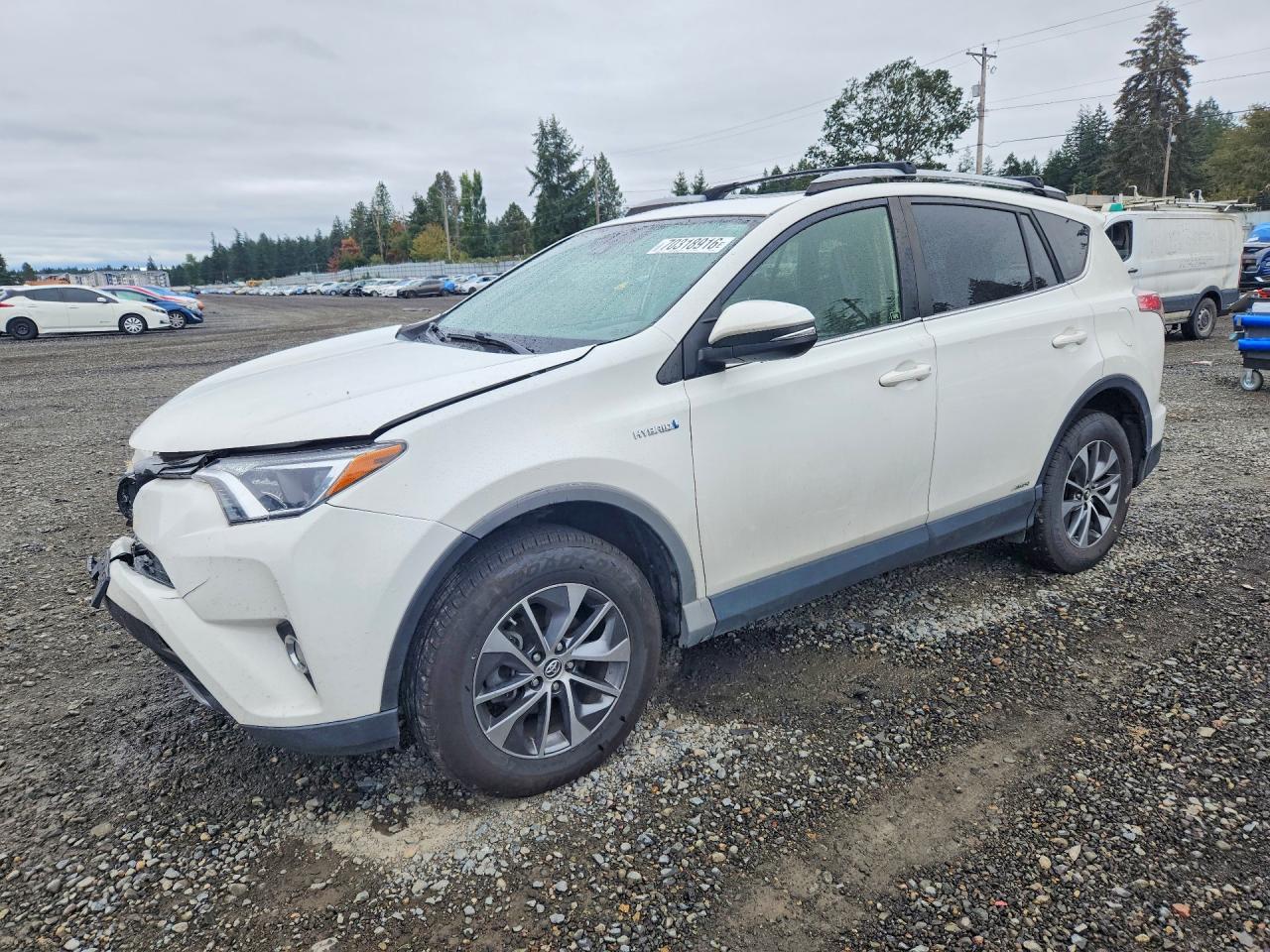 Photo of the 2018 TOYOTA RAV4 HYBRID XLE