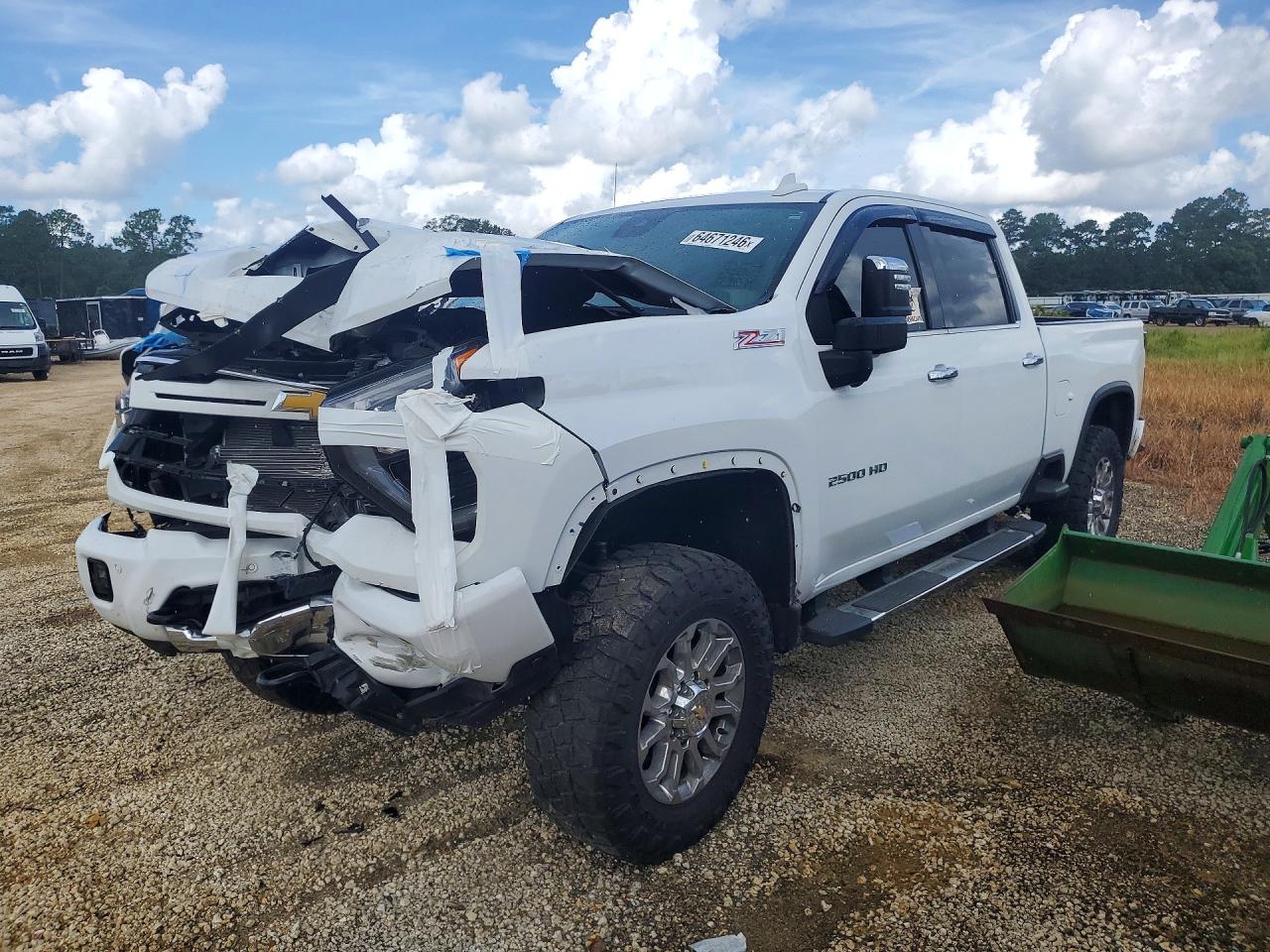 Photo of the 2025 CHEVROLET SILVERADO K2500 HEAVY DUTY LTZ