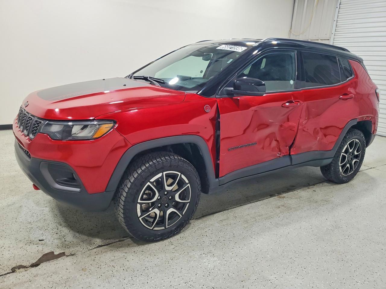Photo of the 2025 JEEP COMPASS TRAILHAWK