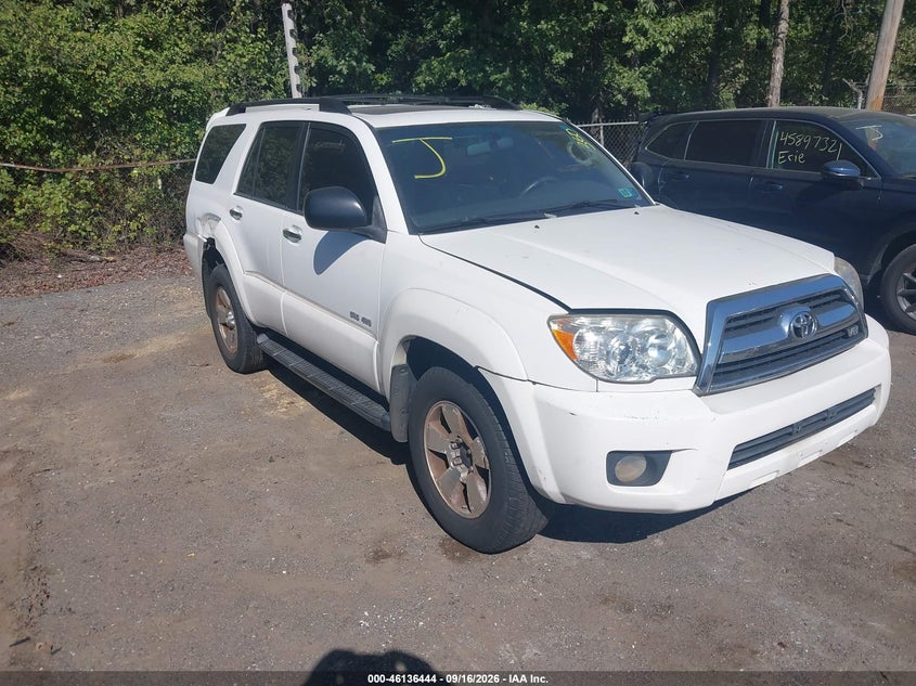 Photo of the 2008 TOYOTA 4RUNNER SR5 V8