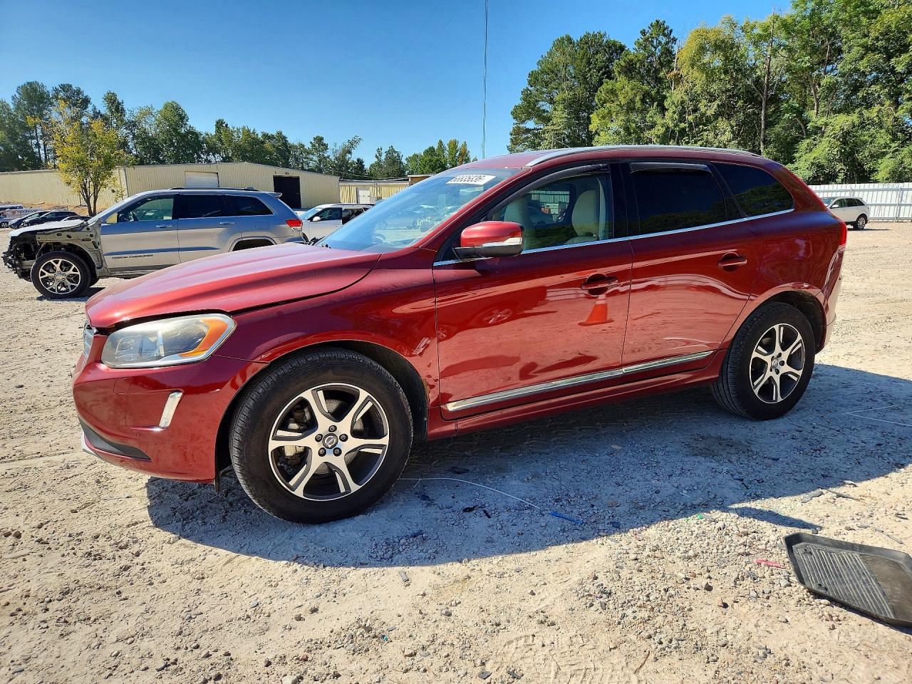 Photo of the 2017 VOLVO XC60 T6 INSCRIPTION