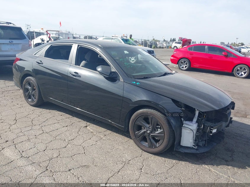 Photo of the 2021 HYUNDAI ELANTRA SEL