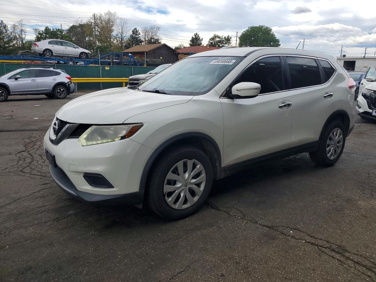 Photo of the 2015 NISSAN ROGUE S