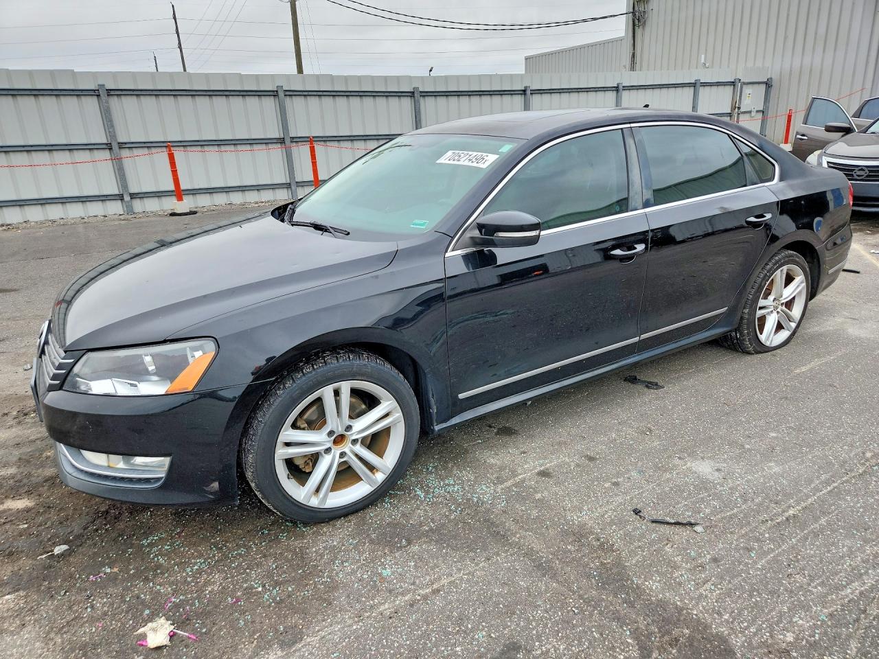 Photo of the 2012 VOLKSWAGEN PASSAT SE