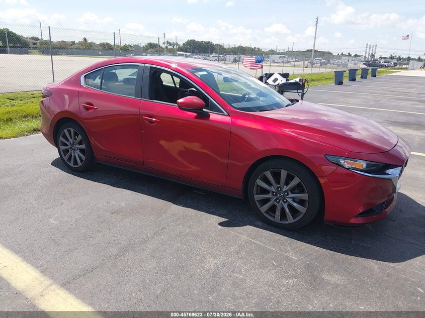 Photo of the 2020 MAZDA MAZDA3 PREFERRED PACKAGE