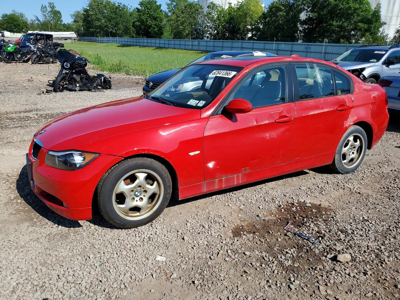 Photo of the 2006 BMW 325 XI