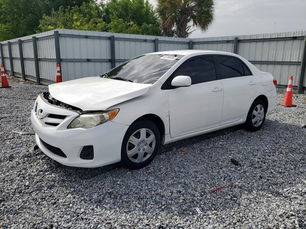 Photo of the 2011 TOYOTA COROLLA LE