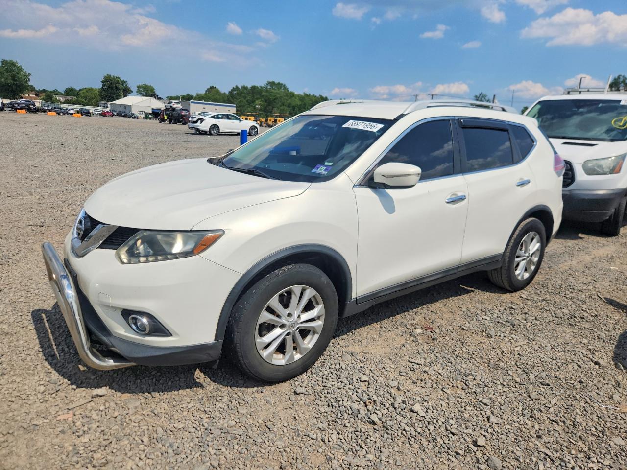 Photo of the 2014 NISSAN ROGUE SV