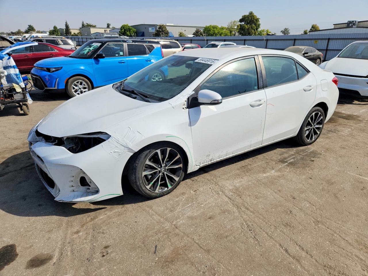 Photo of the 2017 TOYOTA COROLLA SE