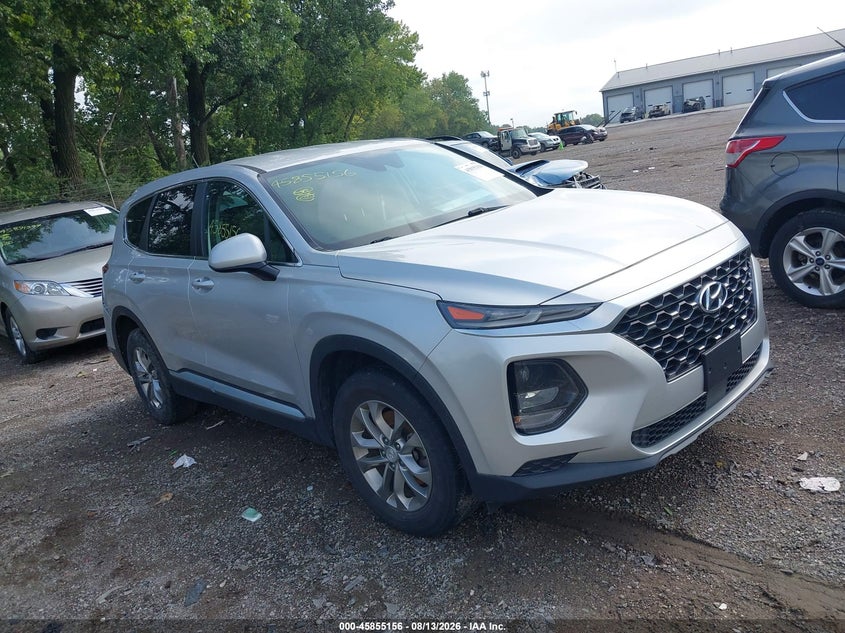 Photo of the 2019 HYUNDAI SANTA FE SE