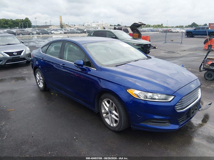 Photo of the 2016 FORD FUSION SE