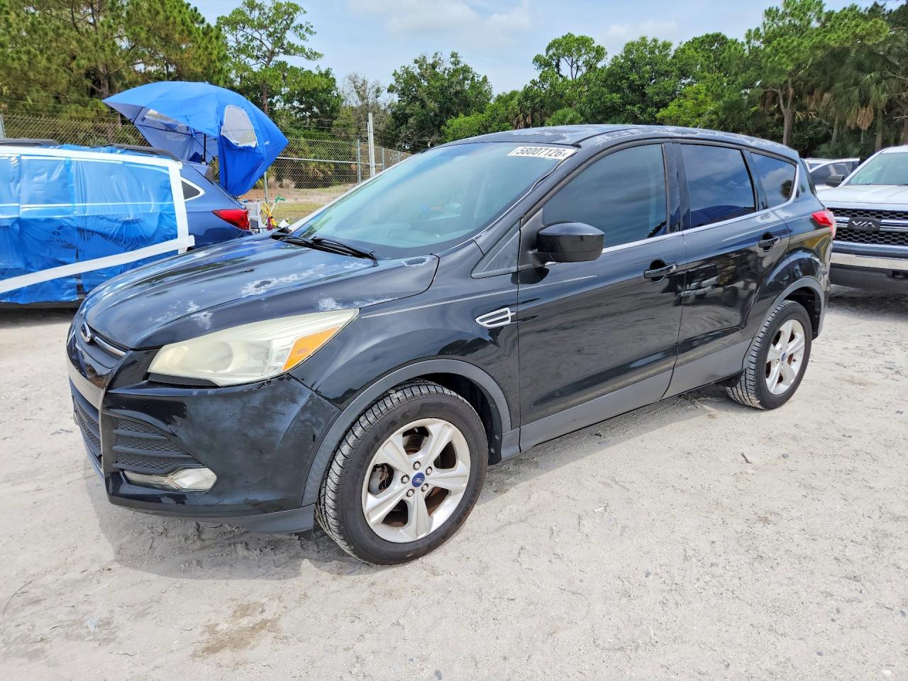 Photo of the 2014 FORD ESCAPE SE