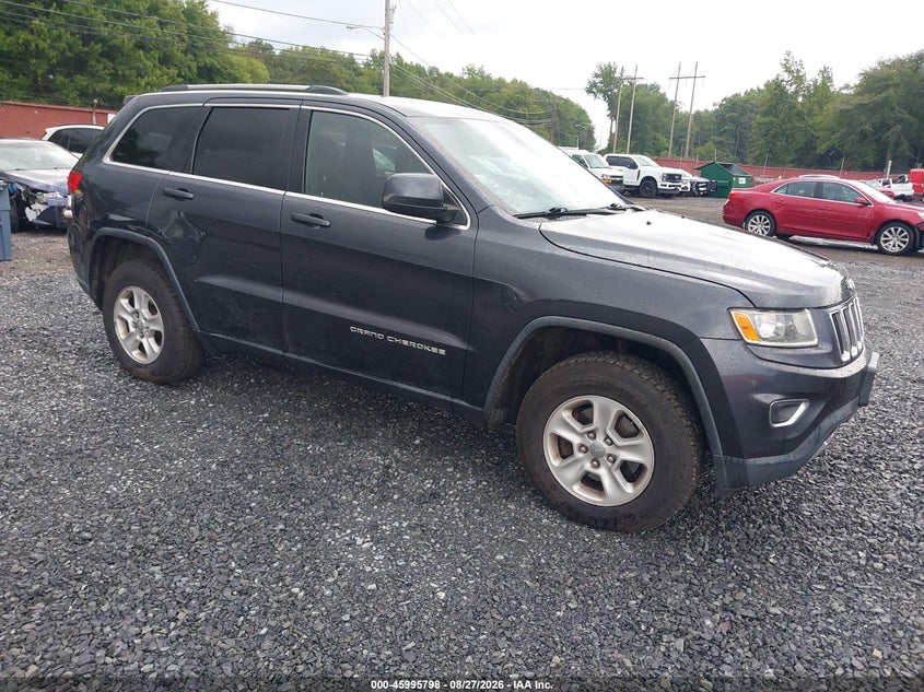 Photo of the 2015 JEEP GRAND CHEROKEE LAREDO
