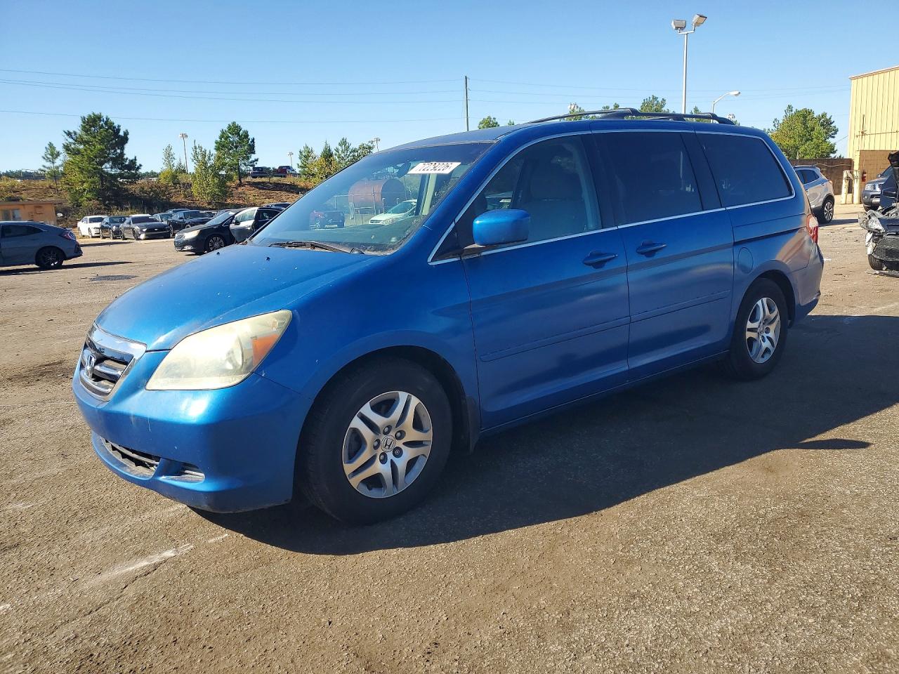 Photo of the 2005 HONDA ODYSSEY EX