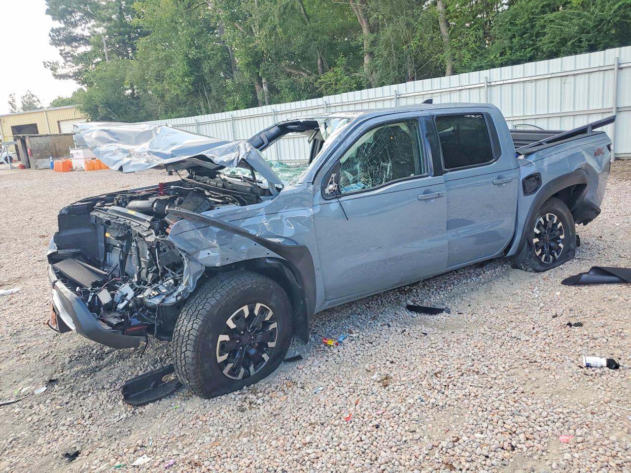 Photo of the 2024 NISSAN FRONTIER PRO-4X