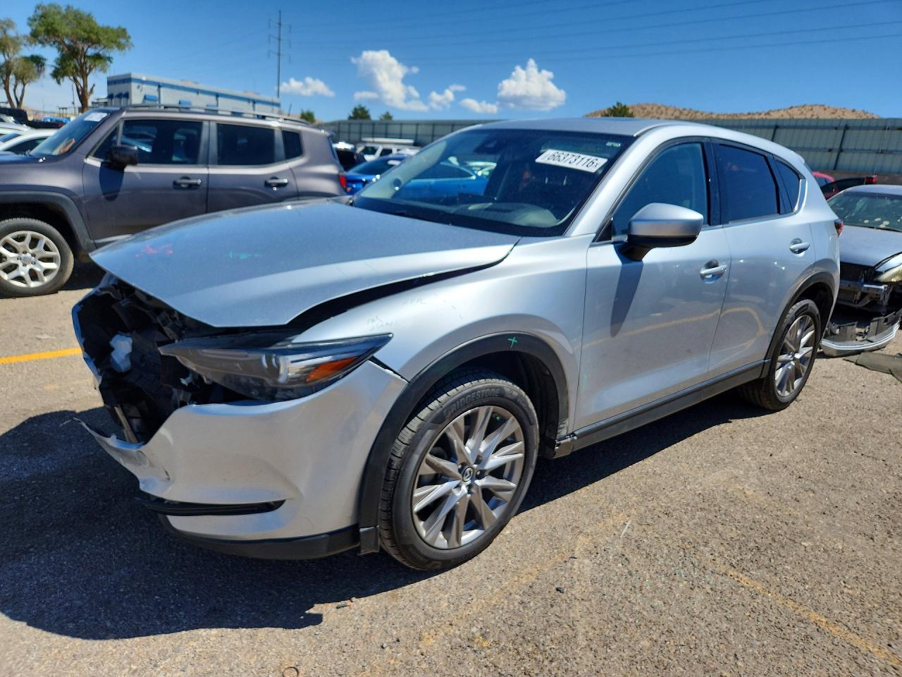 Photo of the 2021 MAZDA CX-5 GRAND TOURING RESERVE