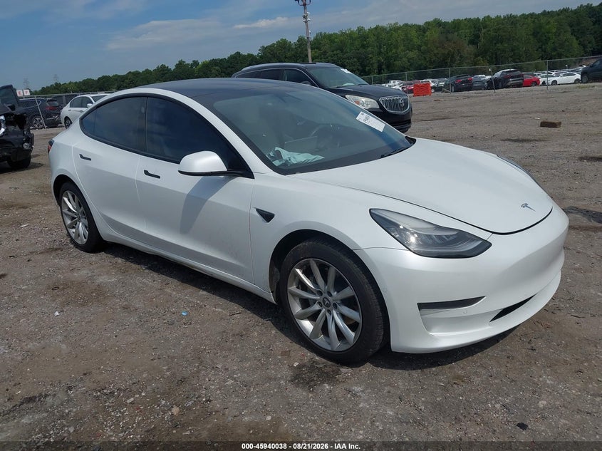 Photo of the 2021 TESLA MODEL 3 STANDARD RANGE PLUS REAR-WHEEL DRIVE