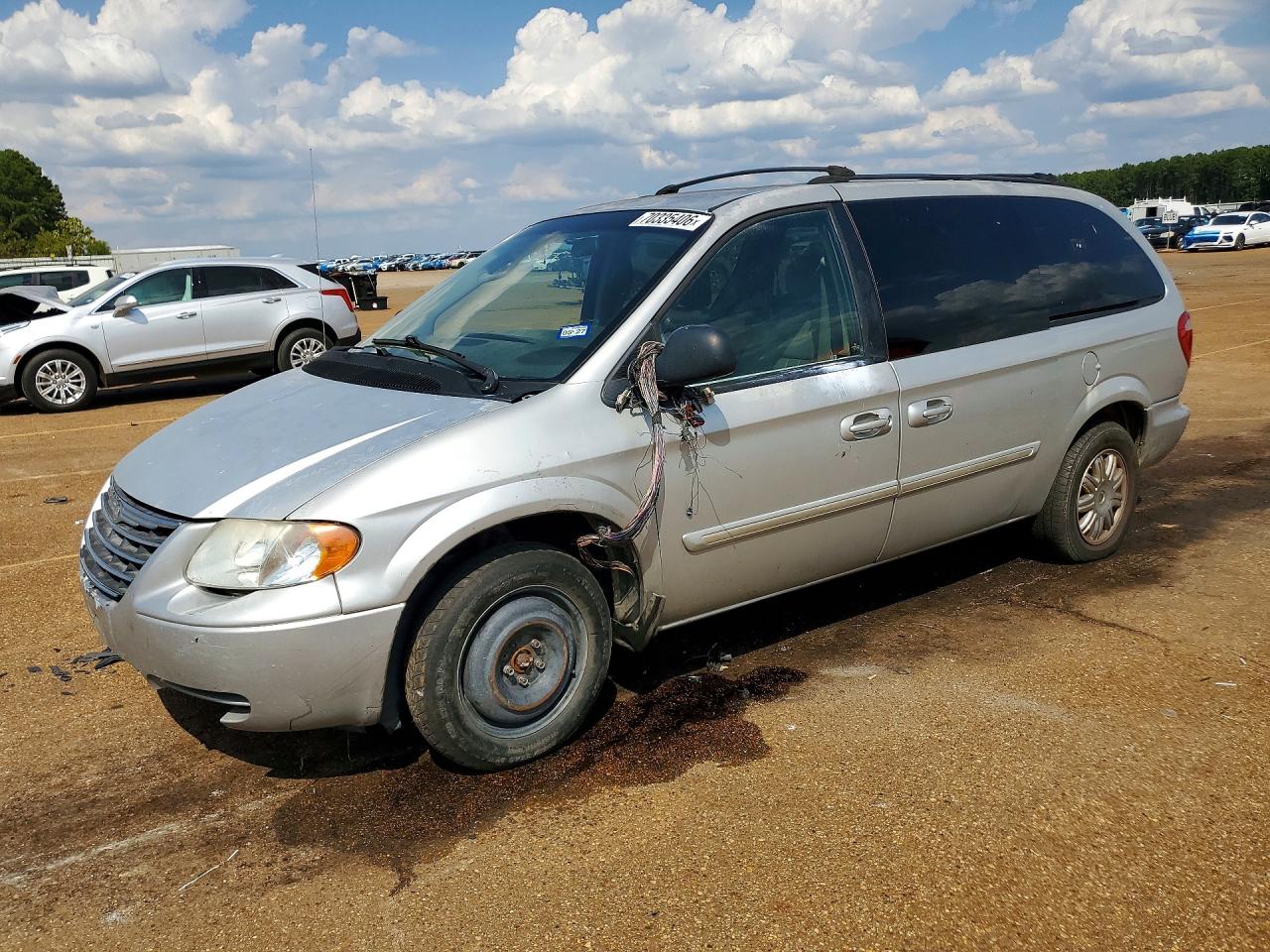 Photo of the 2007 CHRYSLER TOWN & COUNTRY TOURING