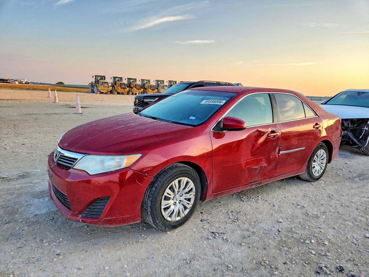 Photo of the 2013 TOYOTA CAMRY L