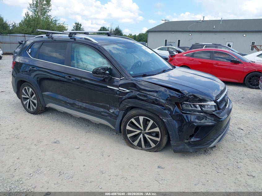 Photo of the 2022 VOLKSWAGEN TAOS 1.5T SE
