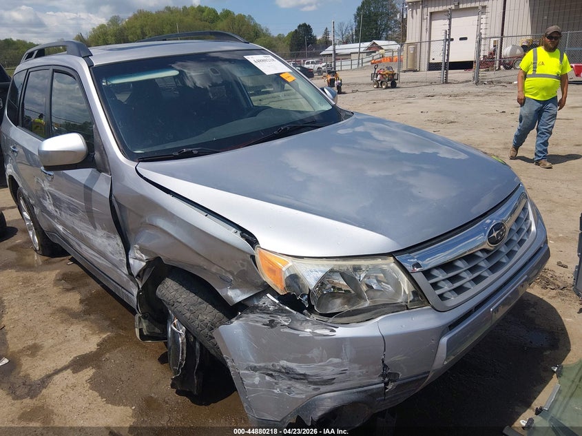 Photo of the 2013 SUBARU FORESTER 2.5X LIMITED