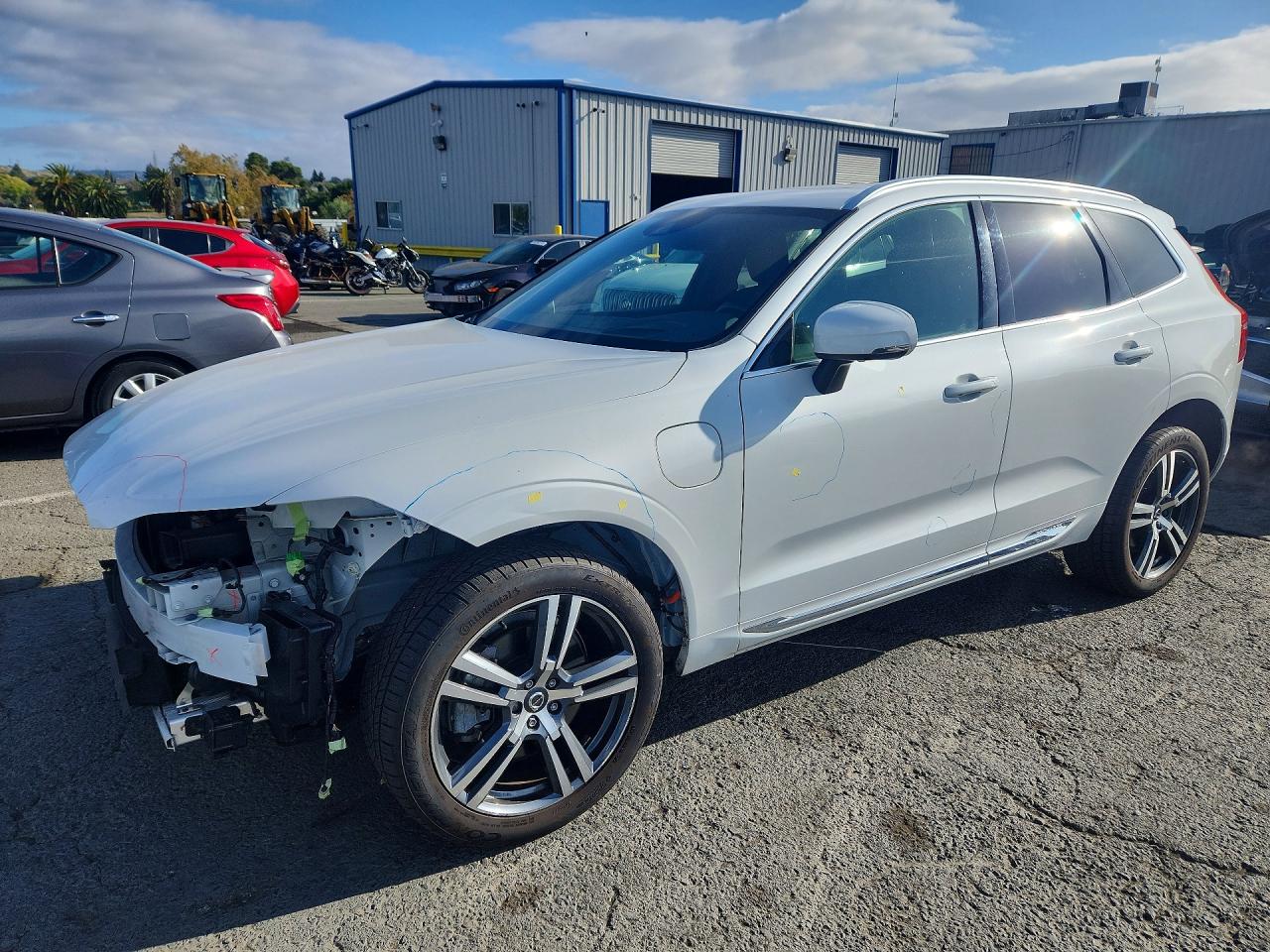 Photo of the 2021 VOLVO XC60 T8 RECHARGE INSCRIPTION EXPRESS
