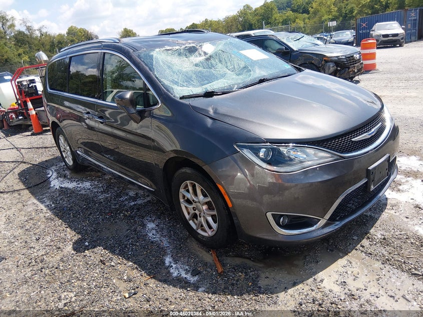 Photo of the 2020 CHRYSLER PACIFICA TOURING L