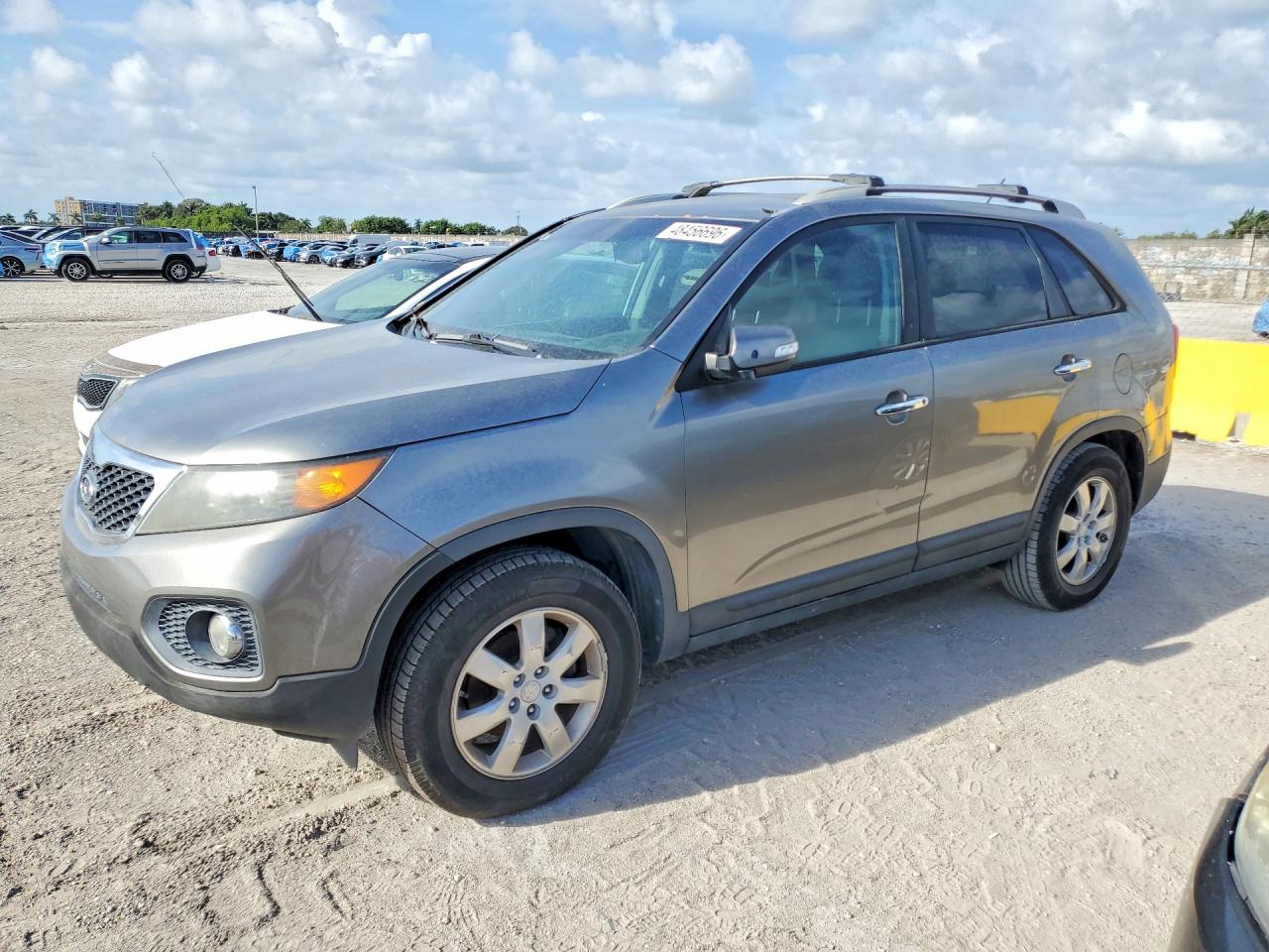 Photo of the 2012 KIA SORENTO LX