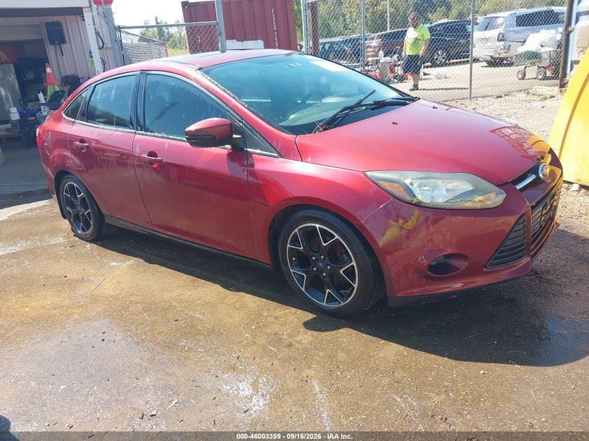 Photo of the 2014 FORD FOCUS SE