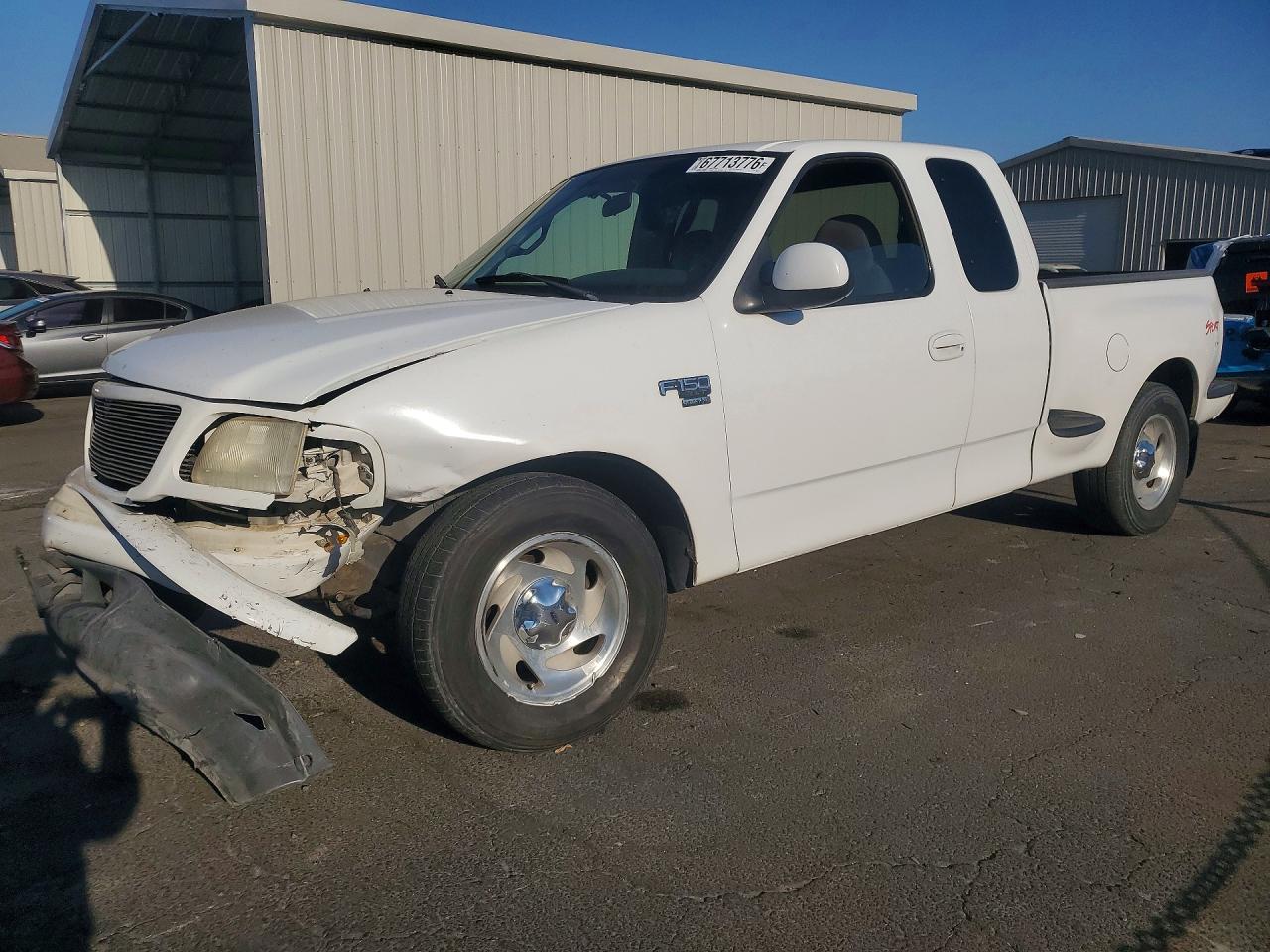Photo of the 2000 FORD F150