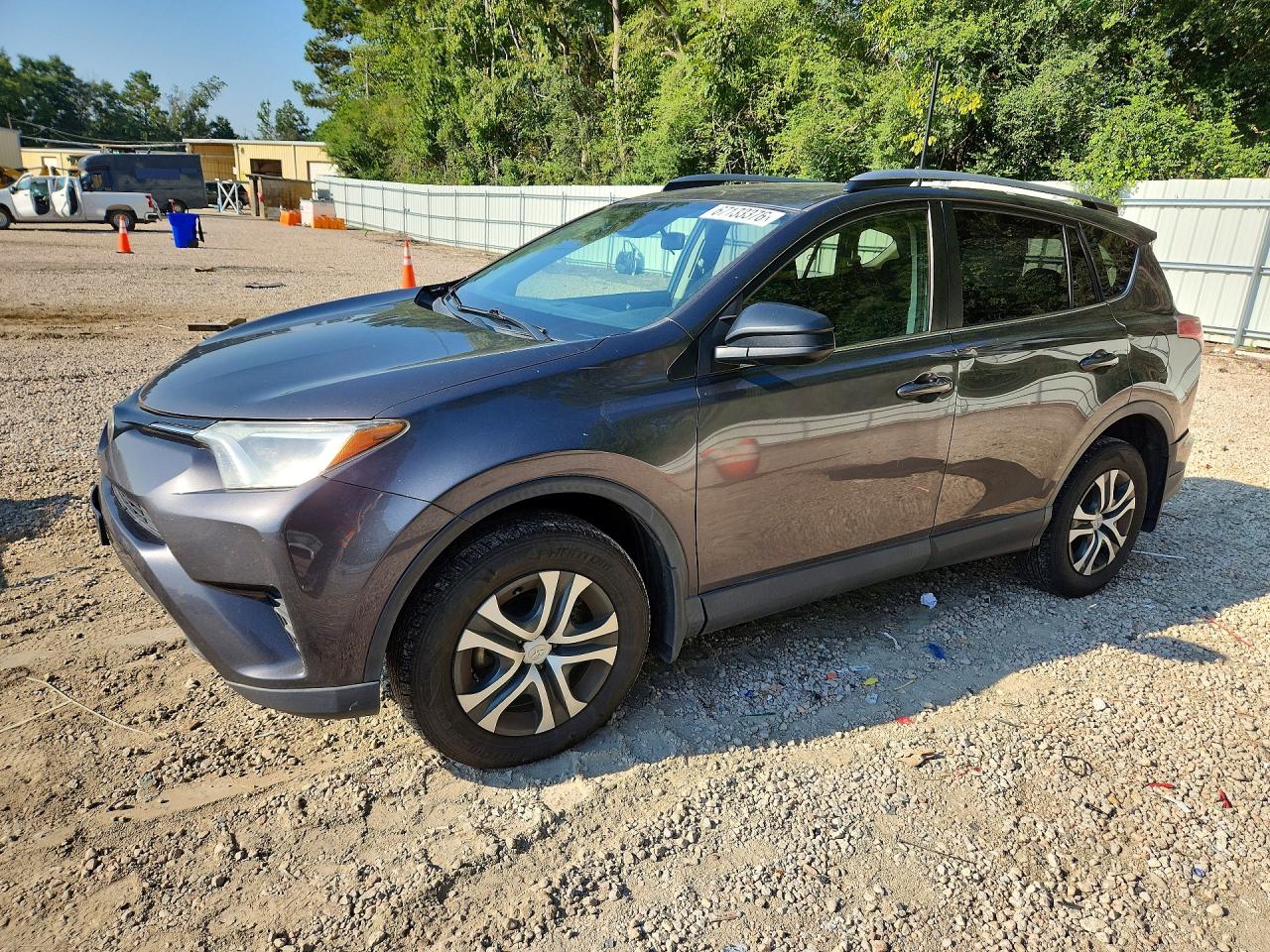 Photo of the 2018 TOYOTA RAV4 LE