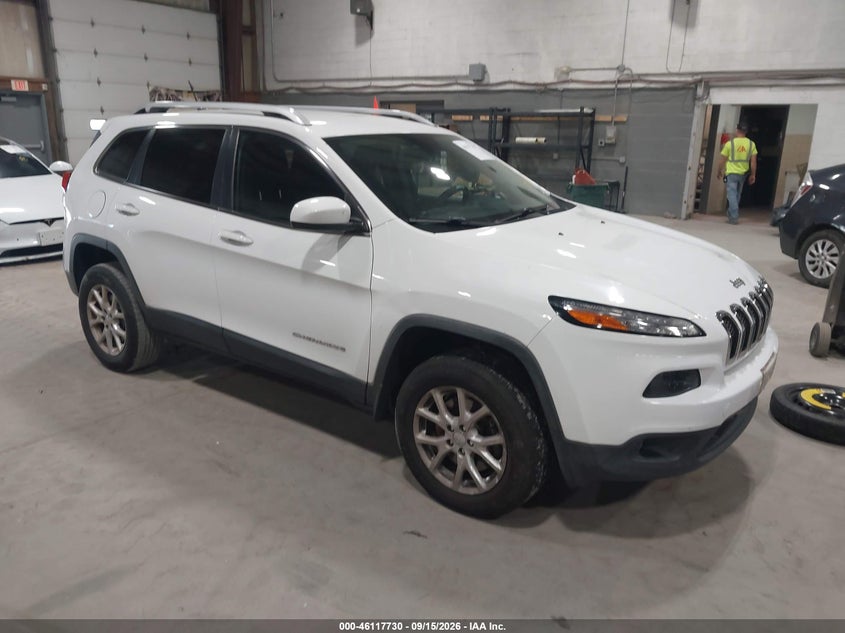 Photo of the 2015 JEEP CHEROKEE LATITUDE