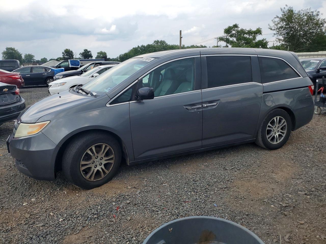 Photo of the 2011 HONDA ODYSSEY EXL