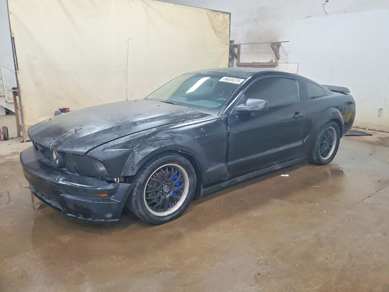 Photo of the 2006 FORD MUSTANG
