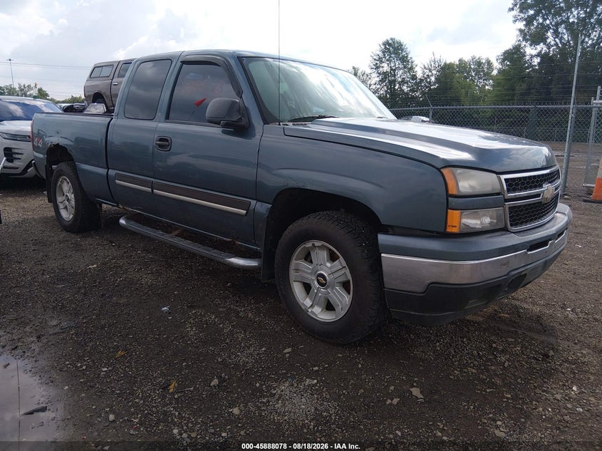Photo of the 2007 CHEVROLET SILVERADO 1500 CLASSIC LT1