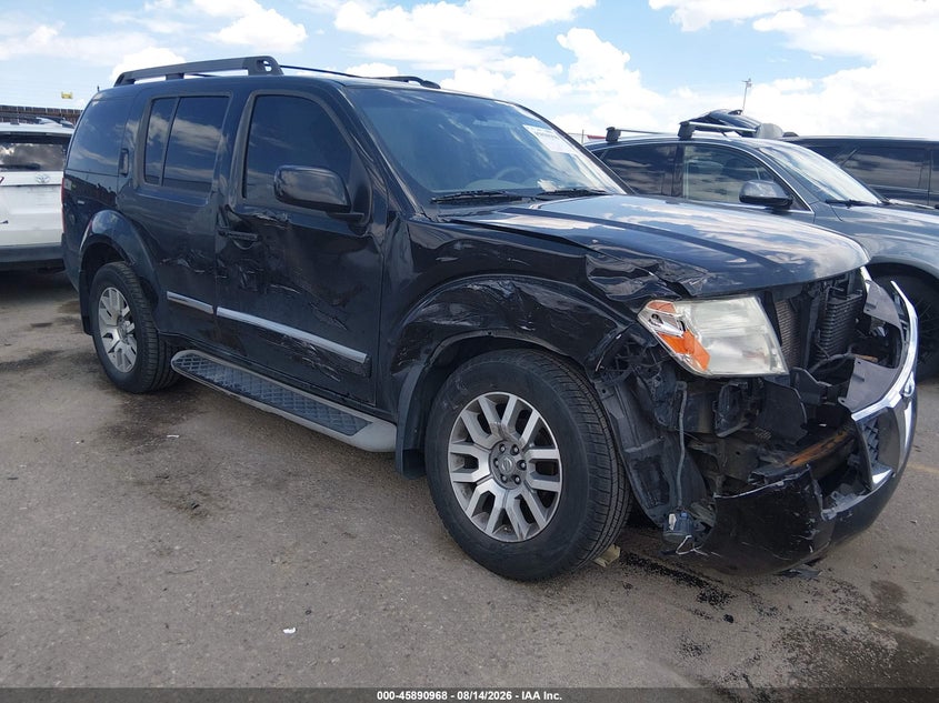 Photo of the 2010 NISSAN PATHFINDER LE