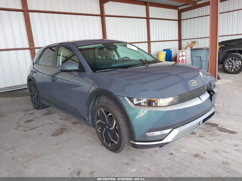 Photo of the 2024 HYUNDAI IONIQ 5 SEL