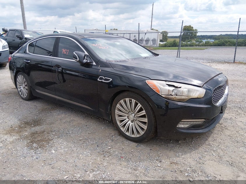 Photo of the 2015 KIA K900 PREMIUM