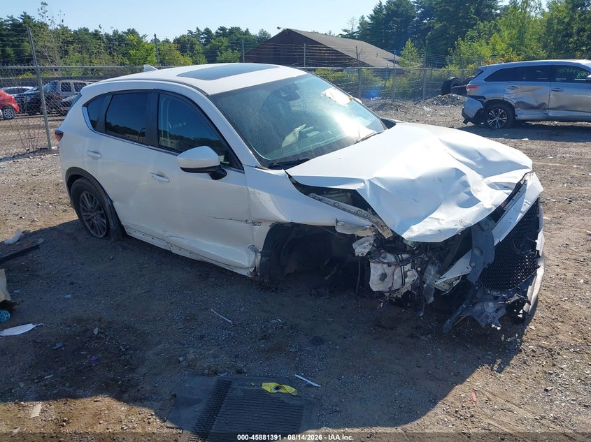 Photo of the 2019 MAZDA CX-5 TOURING